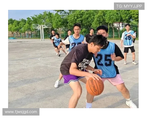 篮球激荡青春力量点燃团队梦想谱写拼搏与荣耀新篇章