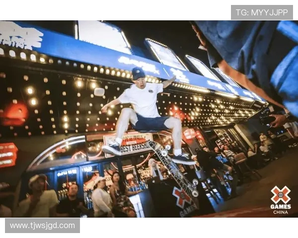 西安滑板队的蜕变与成长极限运动嘉年华的精彩瞬间 西安滑板队的蜕变与成长极限运动嘉年华的精彩瞬间