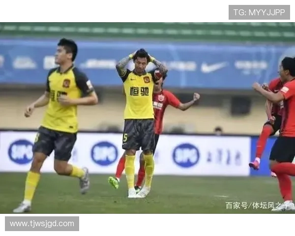 重庆篮球队实力大变革引发热议球迷期待新赛季表现与未来发展