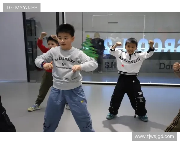 重庆街舞队实力强劲引领潮流最新街舞实力排行榜前十名揭晓