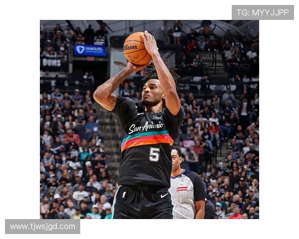 2012年NBA西部决赛雷霆与马刺的激烈对决回顾与分析