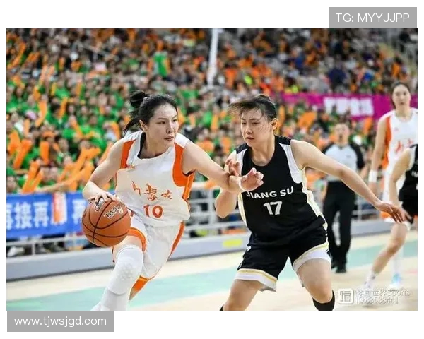 卢塞恩与草队的精彩对决分析及比赛前瞻展望